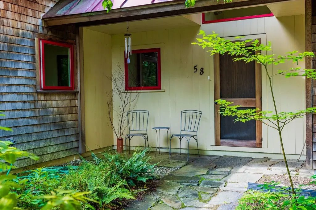 58 Bear Tree Road Orford NH 03777