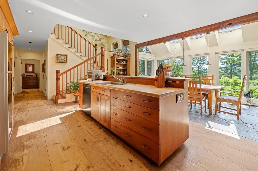 58 Bear Tree Road Orford NH 03777