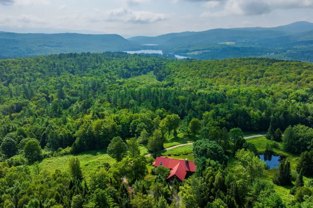 58 Bear Tree Road Orford NH 03777