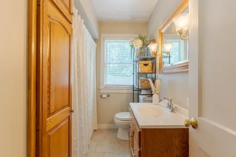 36 Brown Road Hampton Falls NH 03844