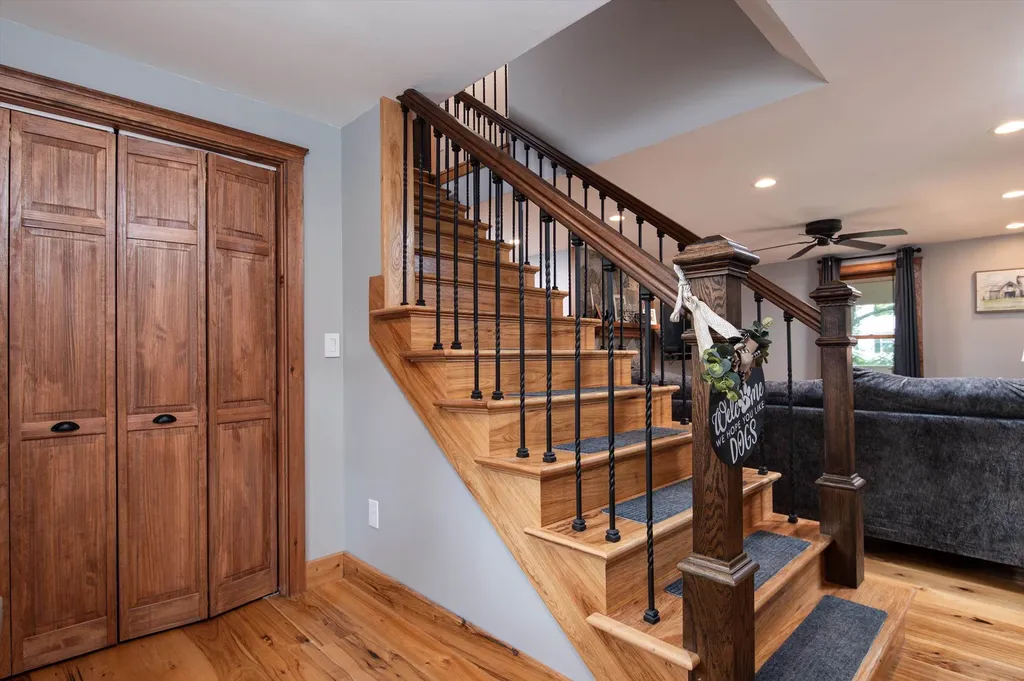 95 Church Street Chester VT 05143