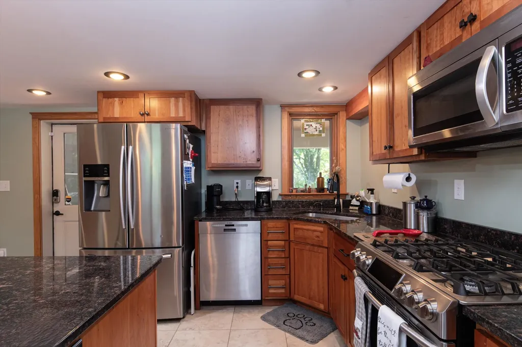 95 Church Street Chester VT 05143