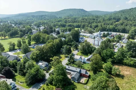 95 Church Street Chester VT 05143