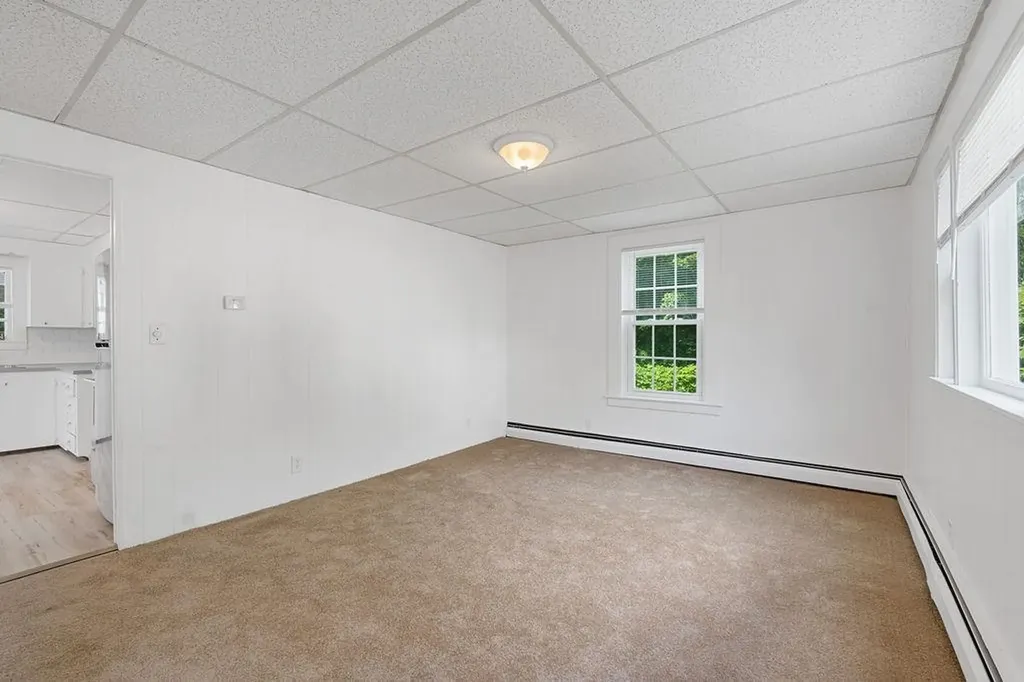 11 Bunker Street Farmington NH 03835