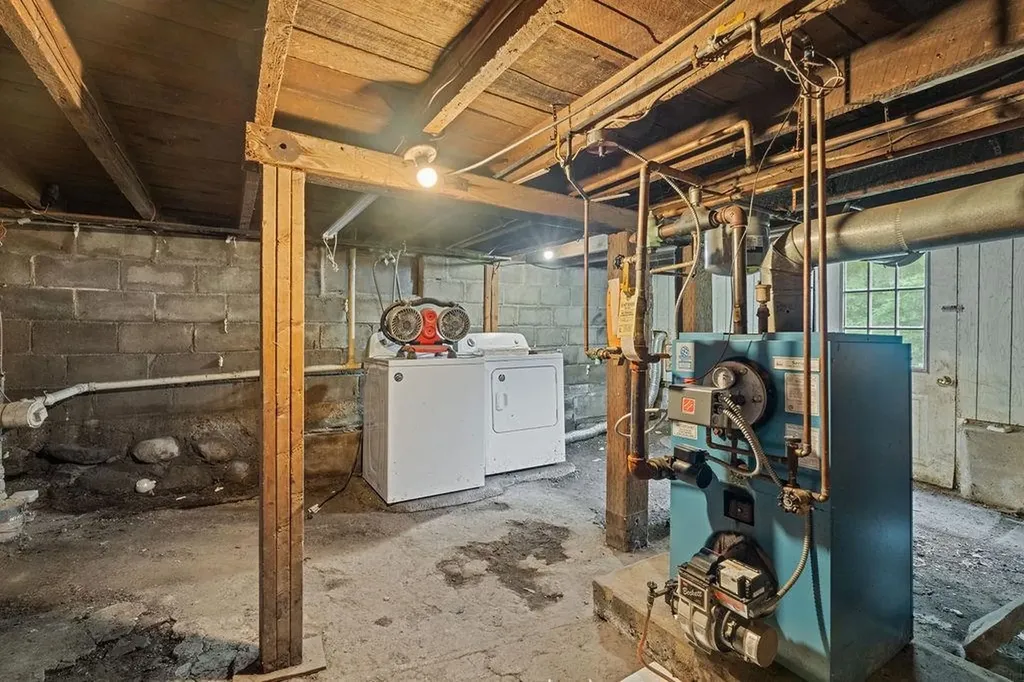 11 Bunker Street Farmington NH 03835