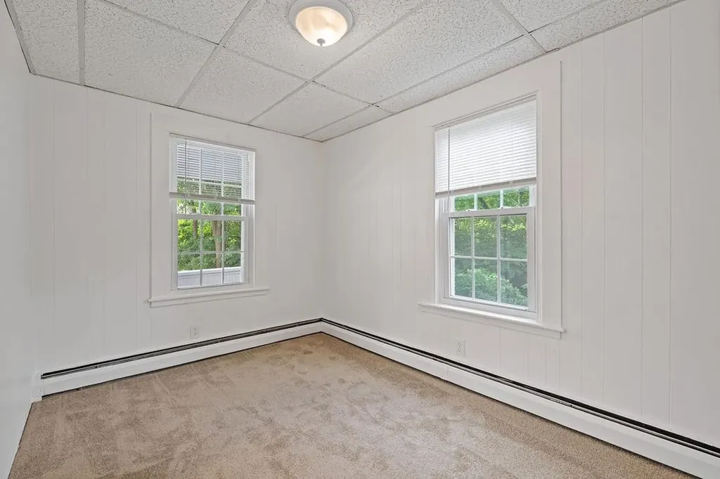 11 Bunker Street Farmington NH 03835