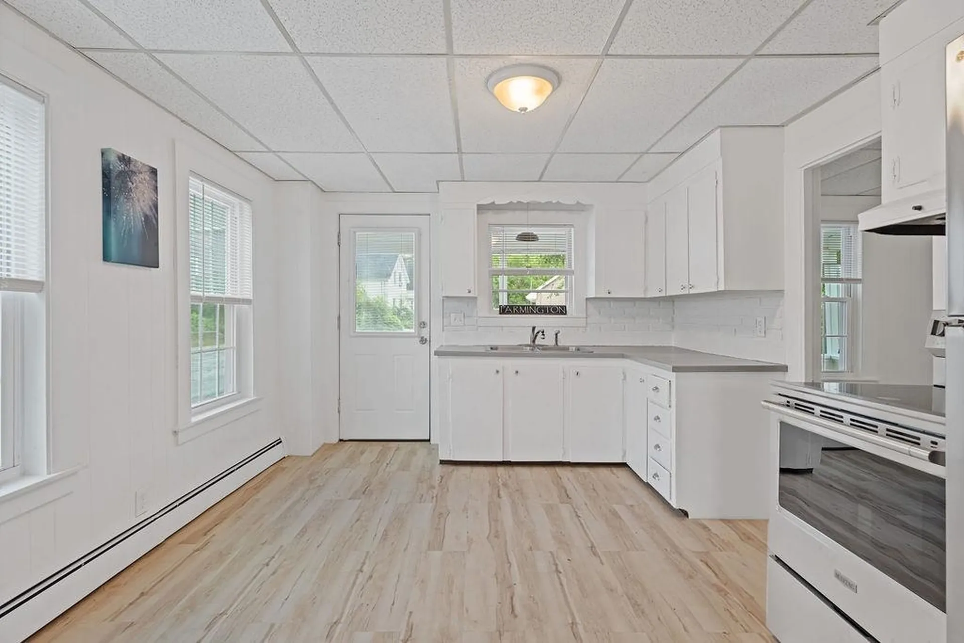 11 Bunker Street Farmington NH 03835