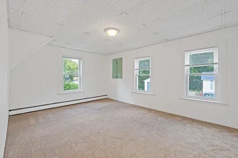 11 Bunker Street Farmington NH 03835