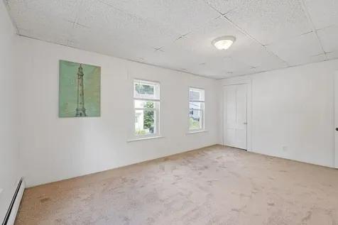 11 Bunker Street Farmington NH 03835