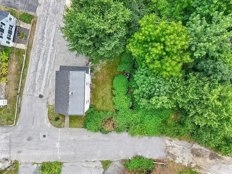 11 Bunker Street Farmington NH 03835