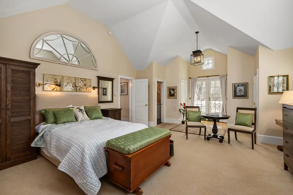 22 Colonial Lane New Castle NH 03854