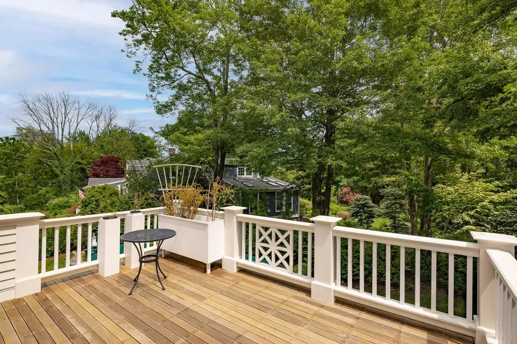 22 Colonial Lane New Castle NH 03854