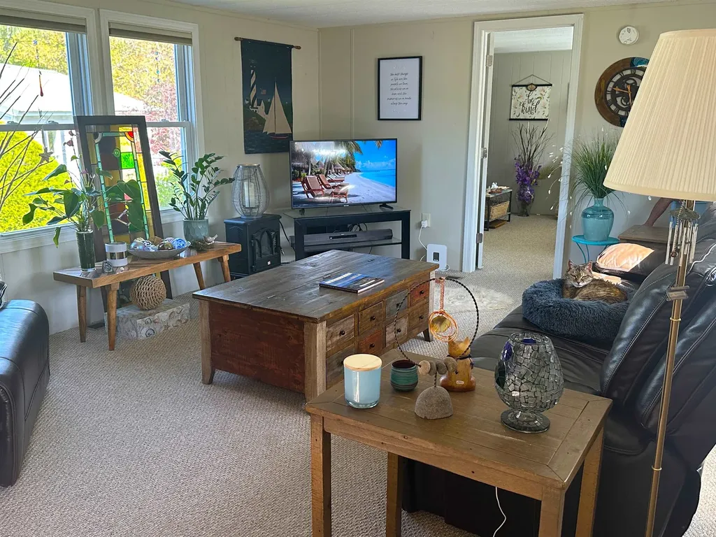 3 Limestone Way North Hampton NH 03862