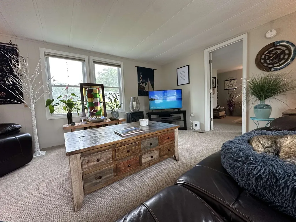 3 Limestone Way North Hampton NH 03862