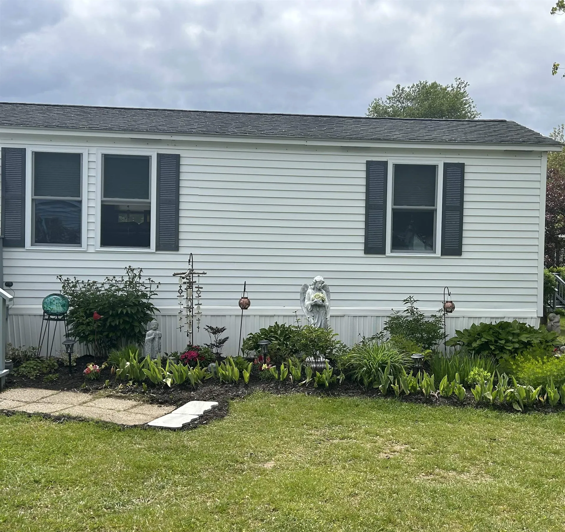 3 Limestone Way North Hampton NH 03862