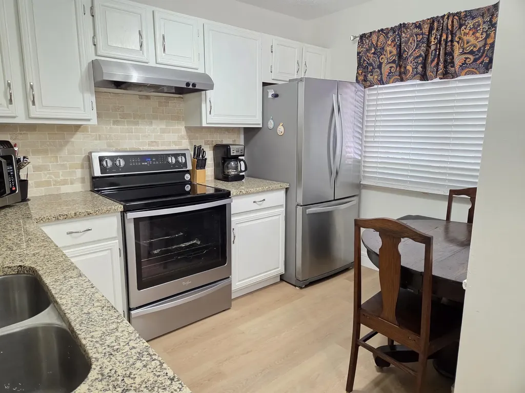 11 Robin Road Lincoln NH 03251