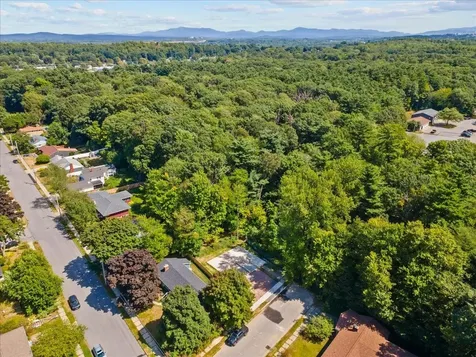 206 Dale Road Burlington VT 05401