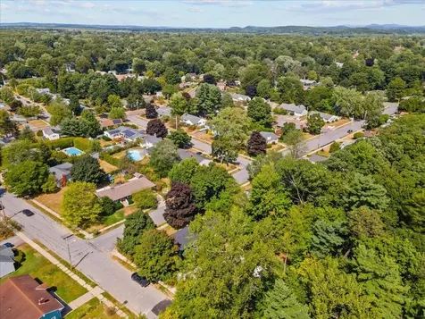 206 Dale Road Burlington VT 05401