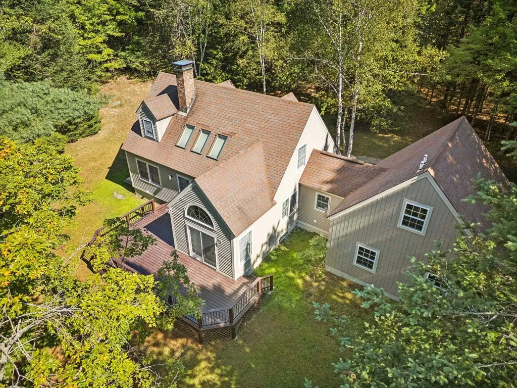 748 County Road New London NH 03257