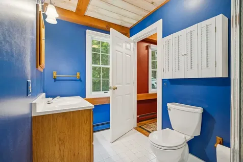 748 County Road New London NH 03257