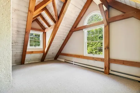 748 County Road New London NH 03257