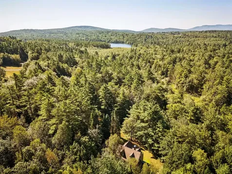 748 County Road New London NH 03257