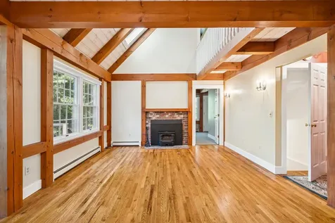 748 County Road New London NH 03257