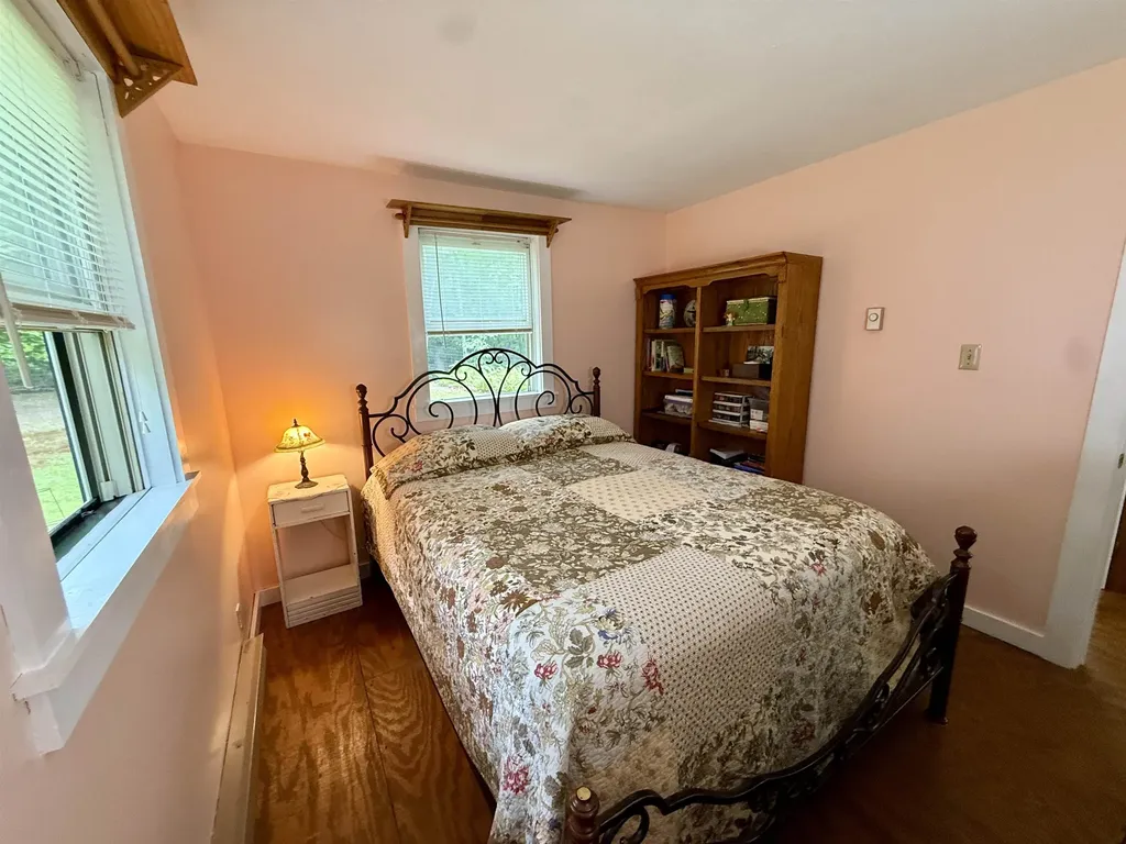 22 Birchview Lane Rumney NH 03266