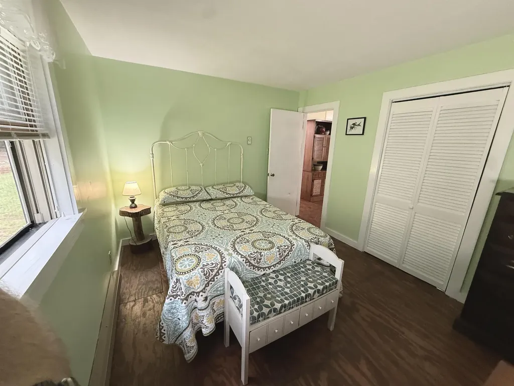 22 Birchview Lane Rumney NH 03266