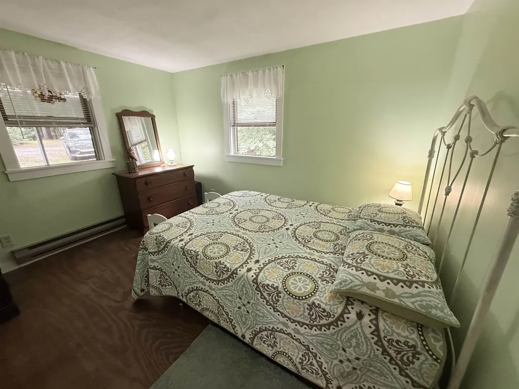 22 Birchview Lane Rumney NH 03266