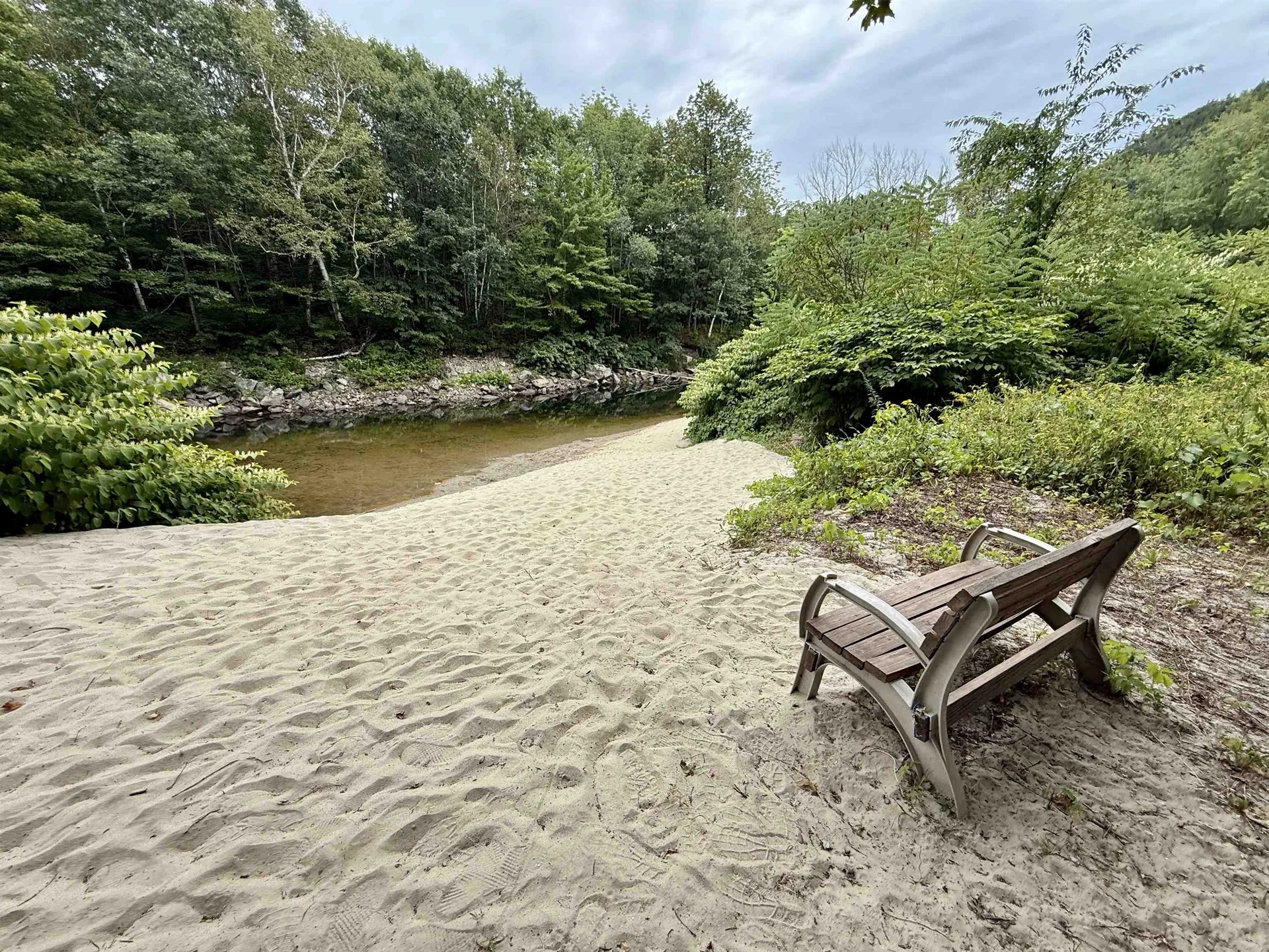 22 Birchview Lane Rumney NH 03266