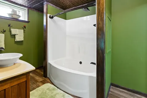 388 Perch Pond Road Holderness NH 03245