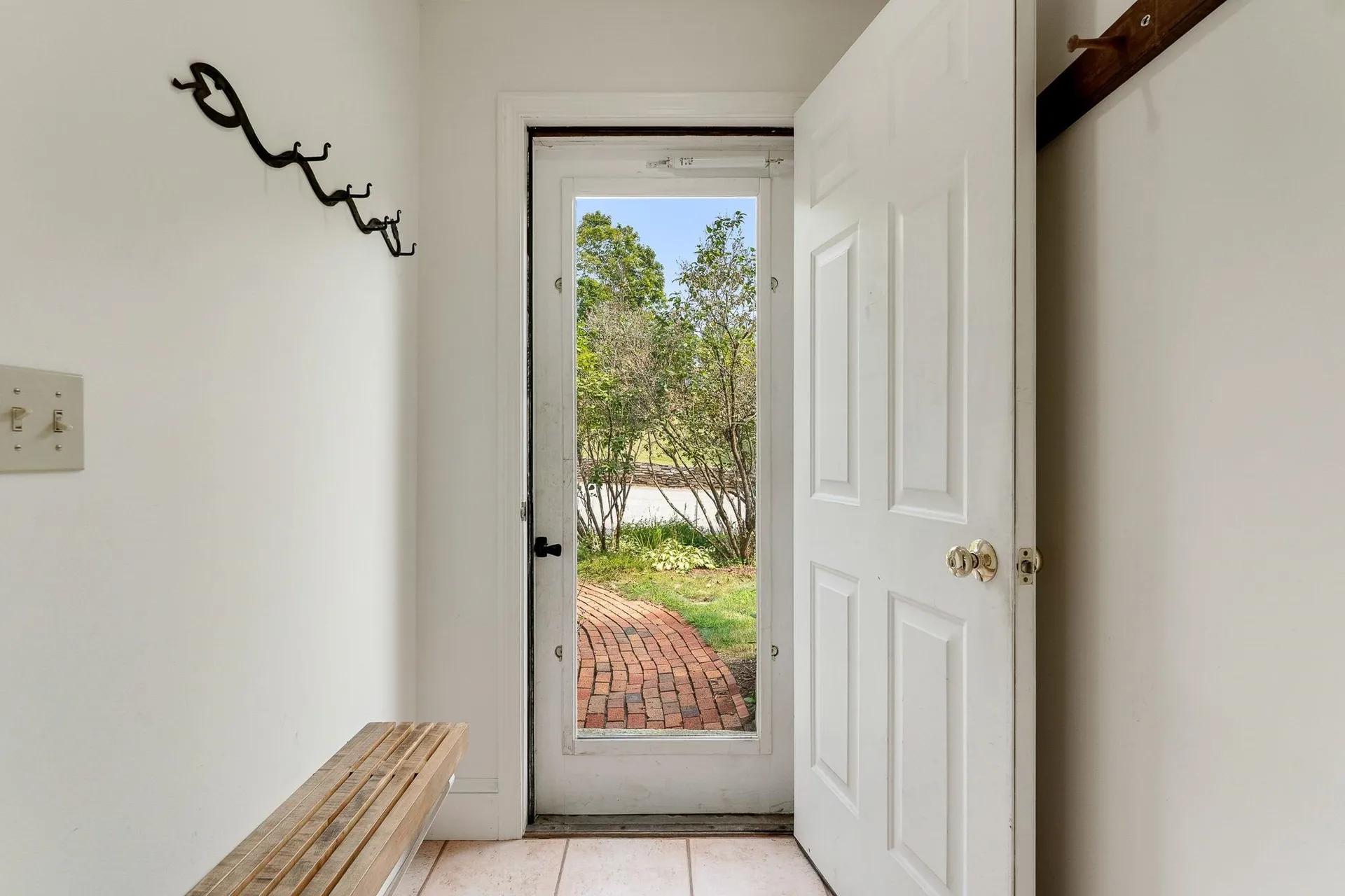 593 Red Barn Road Hartford VT 05001