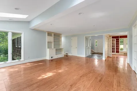 593 Red Barn Road Hartford VT 05001