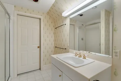 593 Red Barn Road Hartford VT 05001