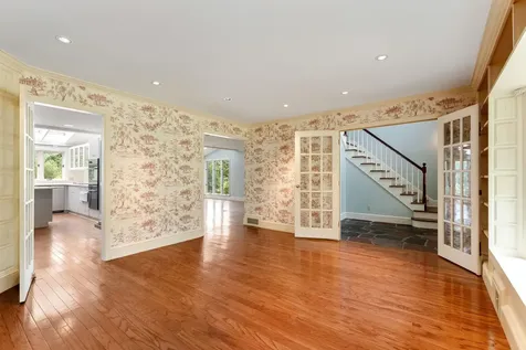 593 Red Barn Road Hartford VT 05001