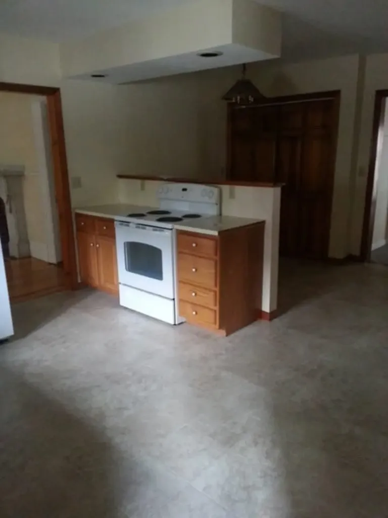 330 Bridge Street Manchester NH 03104