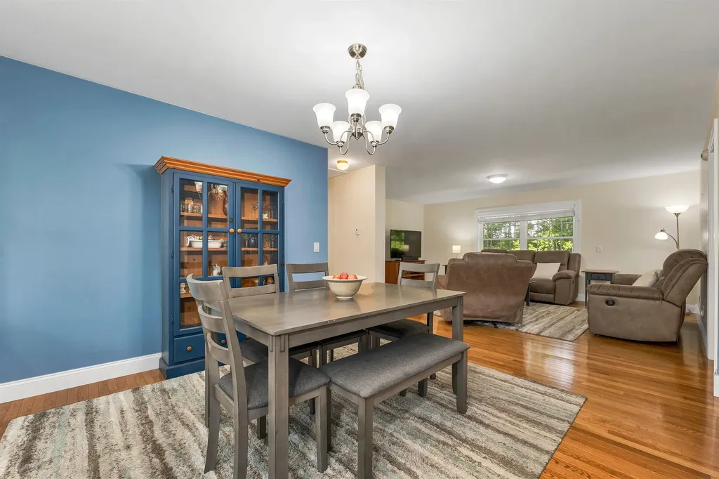 6 Dudley Road Wolfeboro NH 03894
