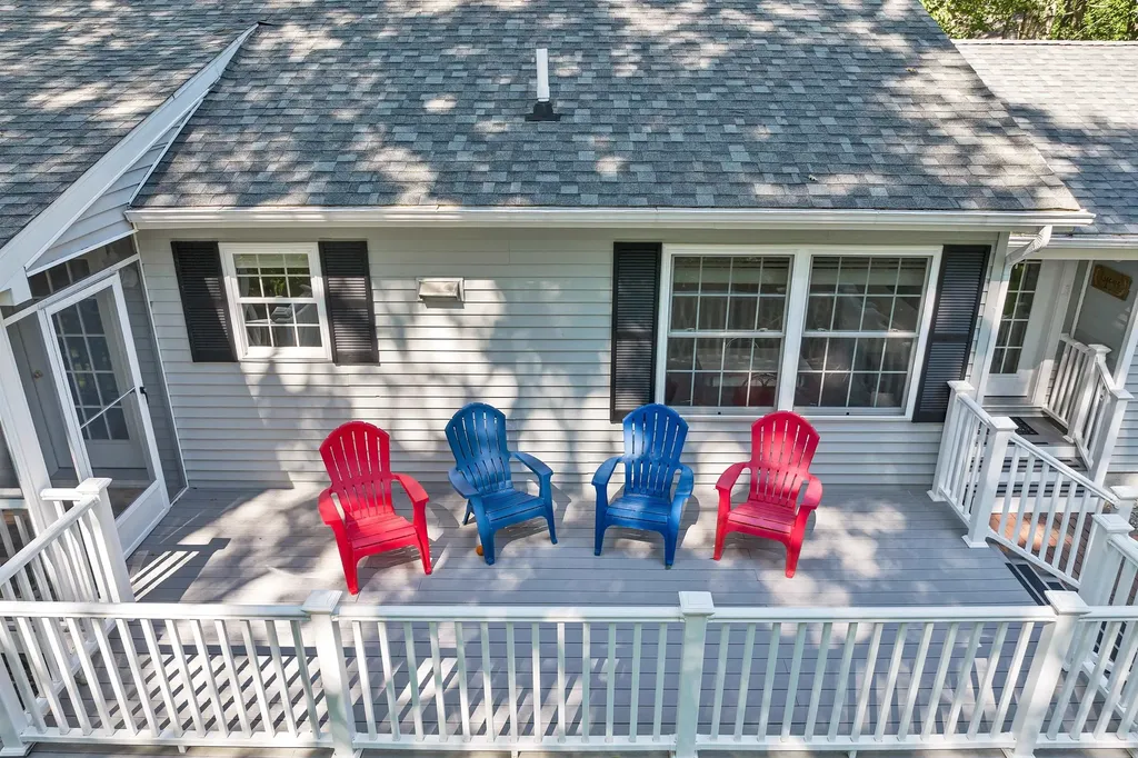 6 Dudley Road Wolfeboro NH 03894