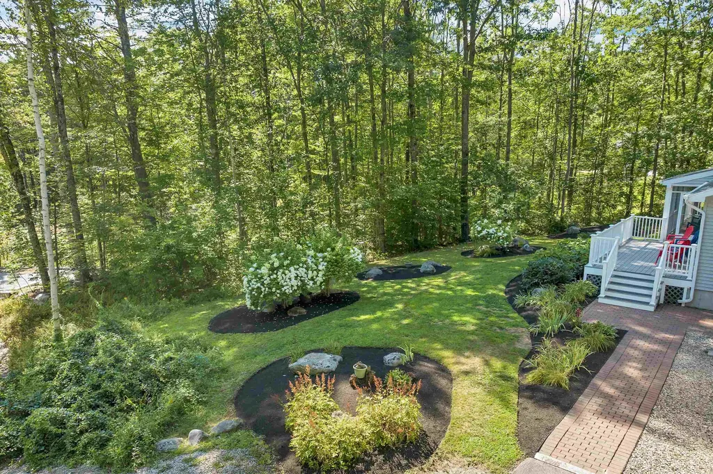 6 Dudley Road Wolfeboro NH 03894