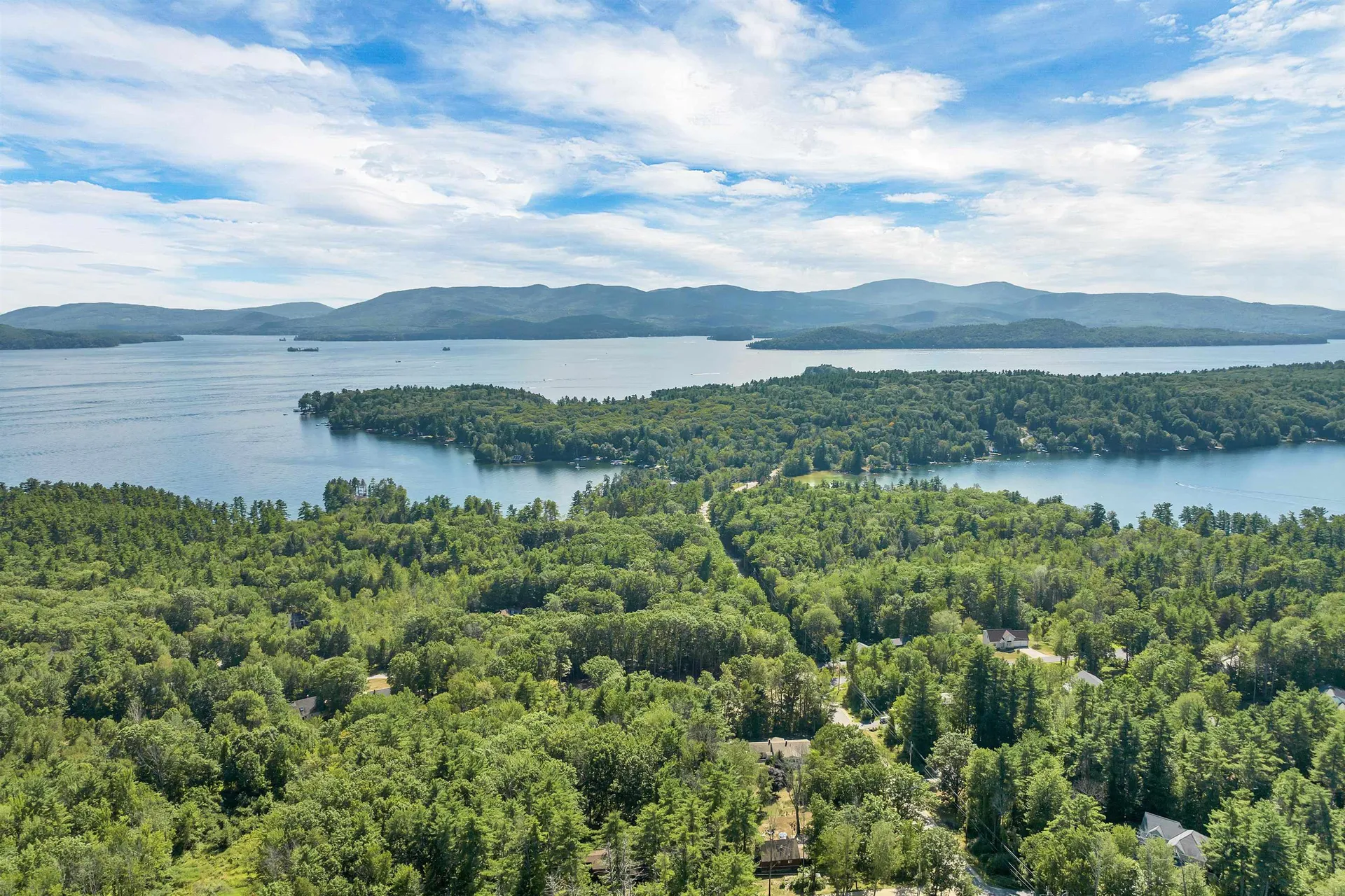 6 Dudley Road Wolfeboro NH 03894