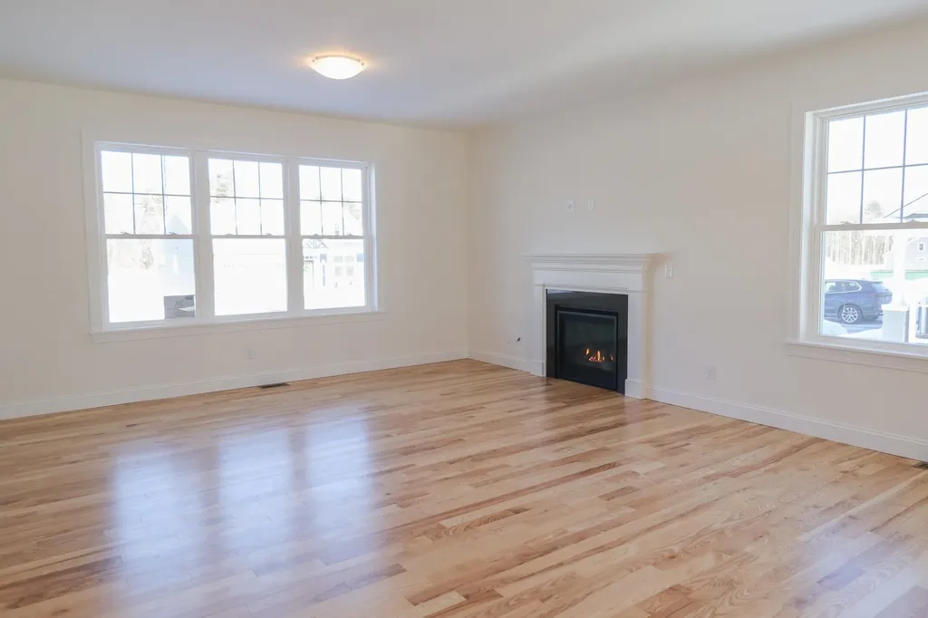 Unit 1 Summerwind Place Greenland NH 03840