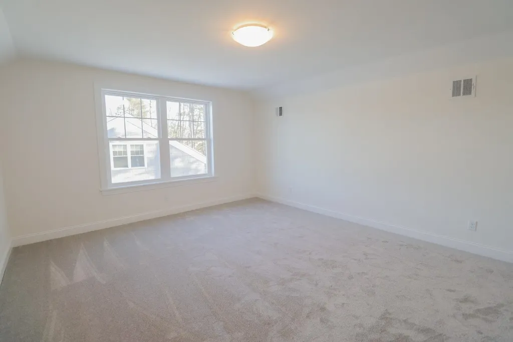 Unit 1 Summerwind Place Greenland NH 03840