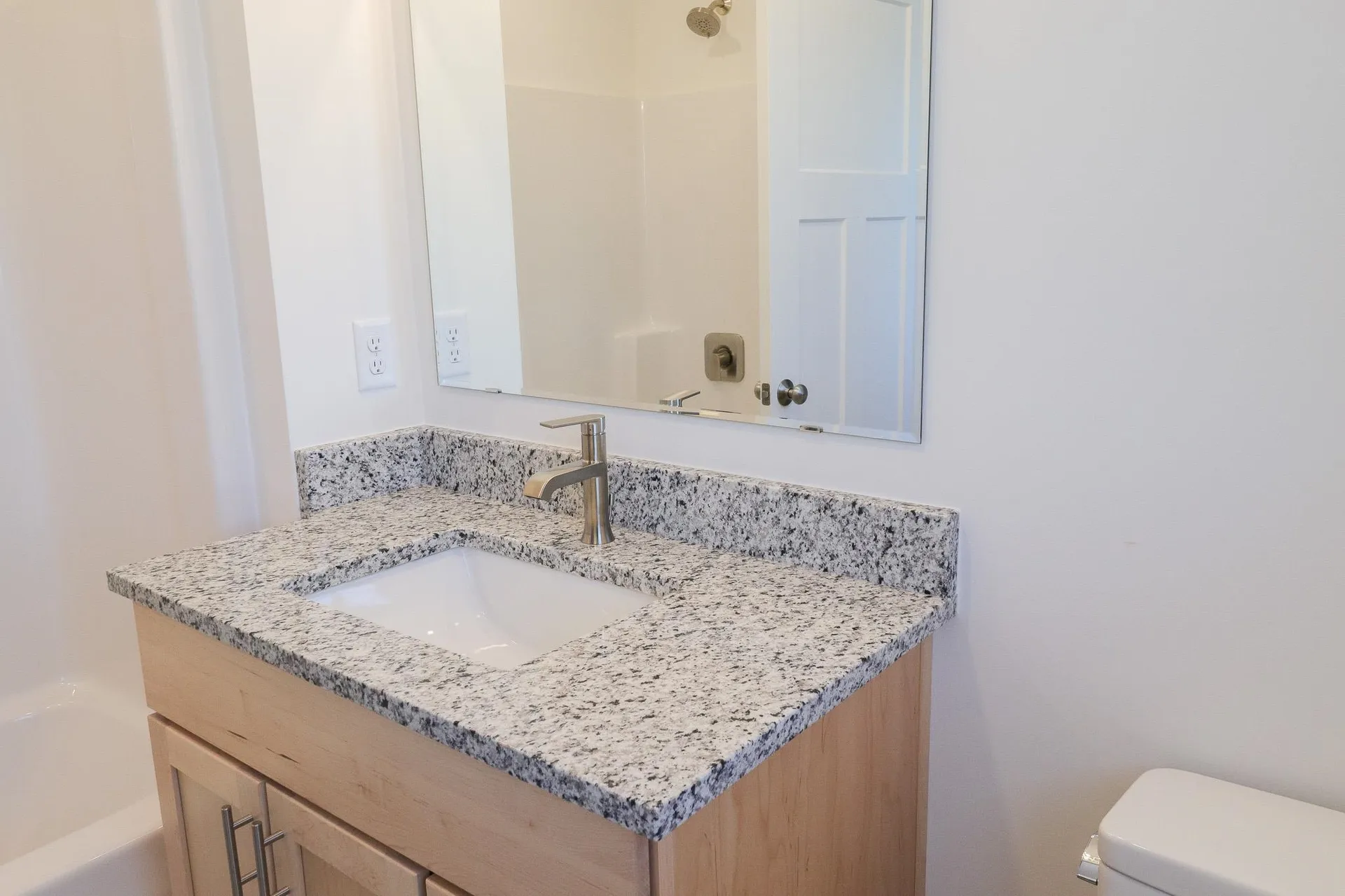 Unit 1 Summerwind Place Greenland NH 03840