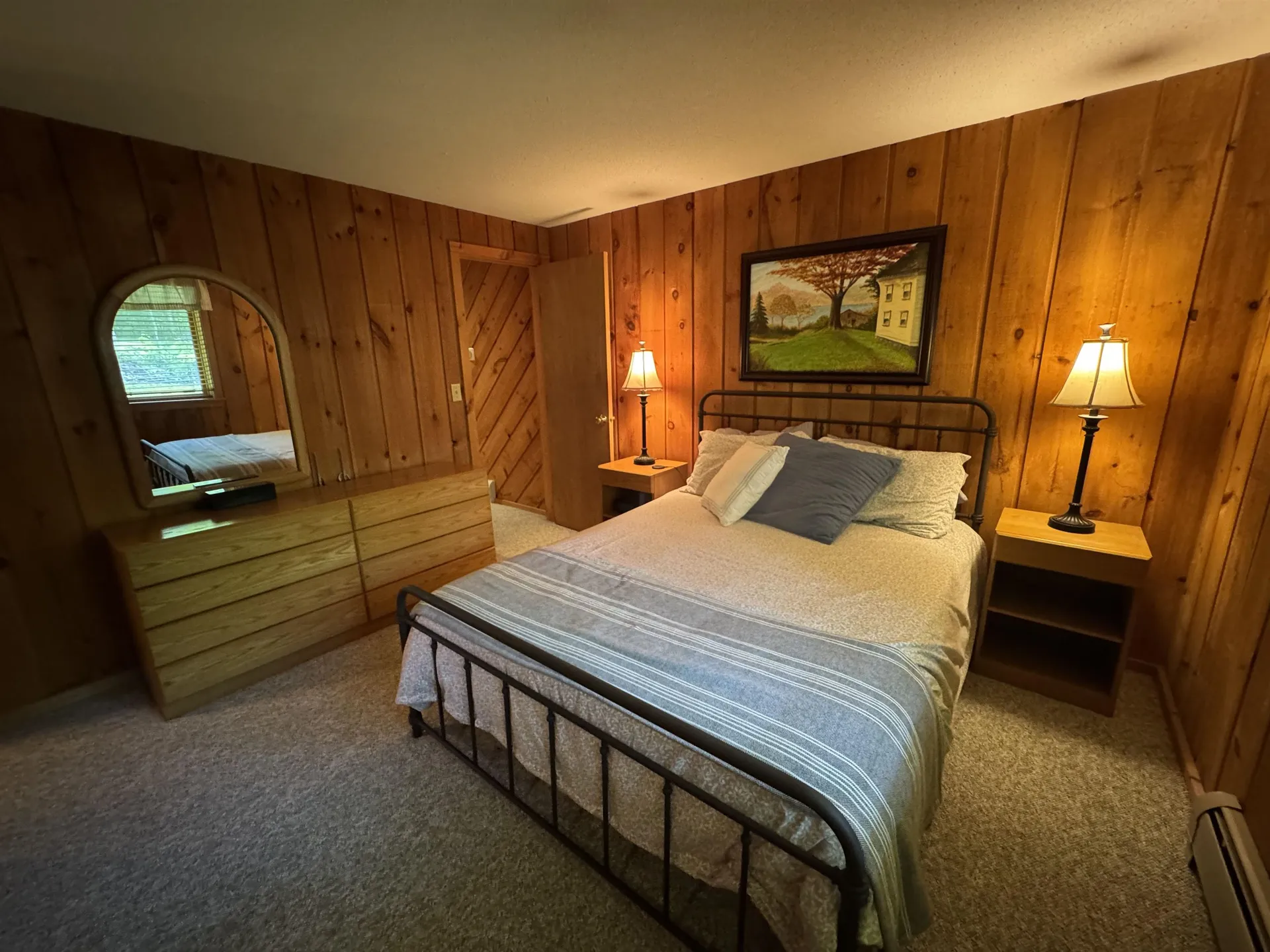 5F Polar Bear North Dover VT 05356