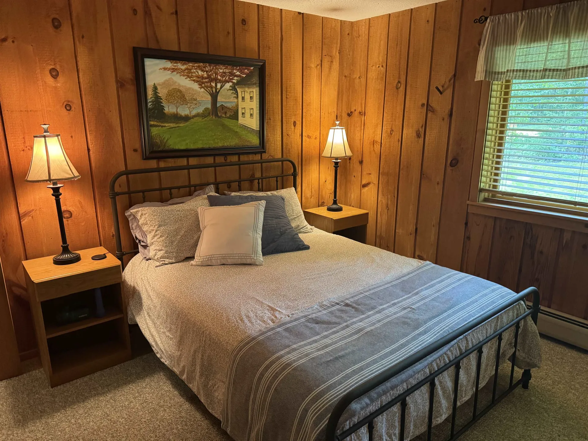 5F Polar Bear North Dover VT 05356