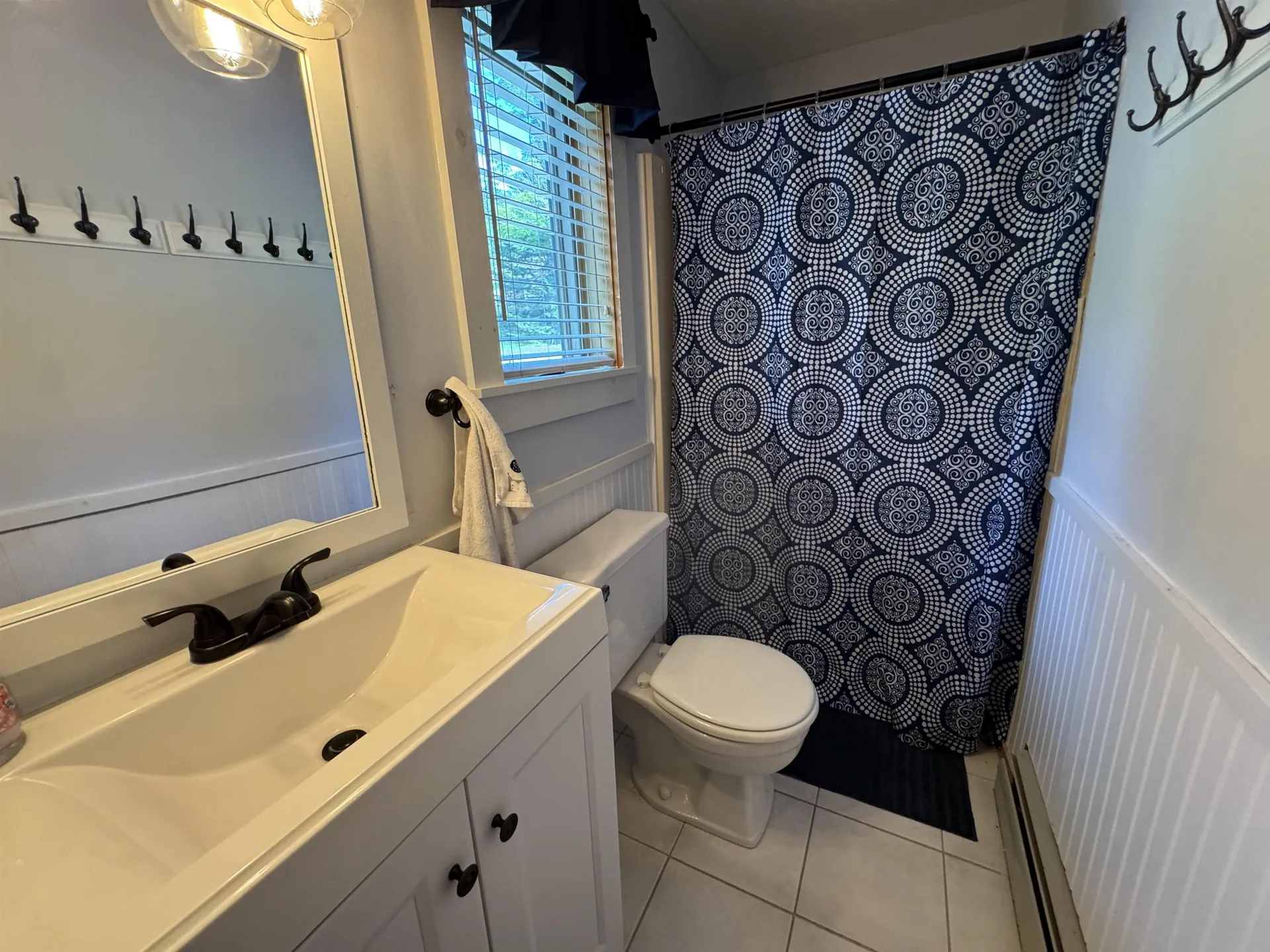 5F Polar Bear North Dover VT 05356