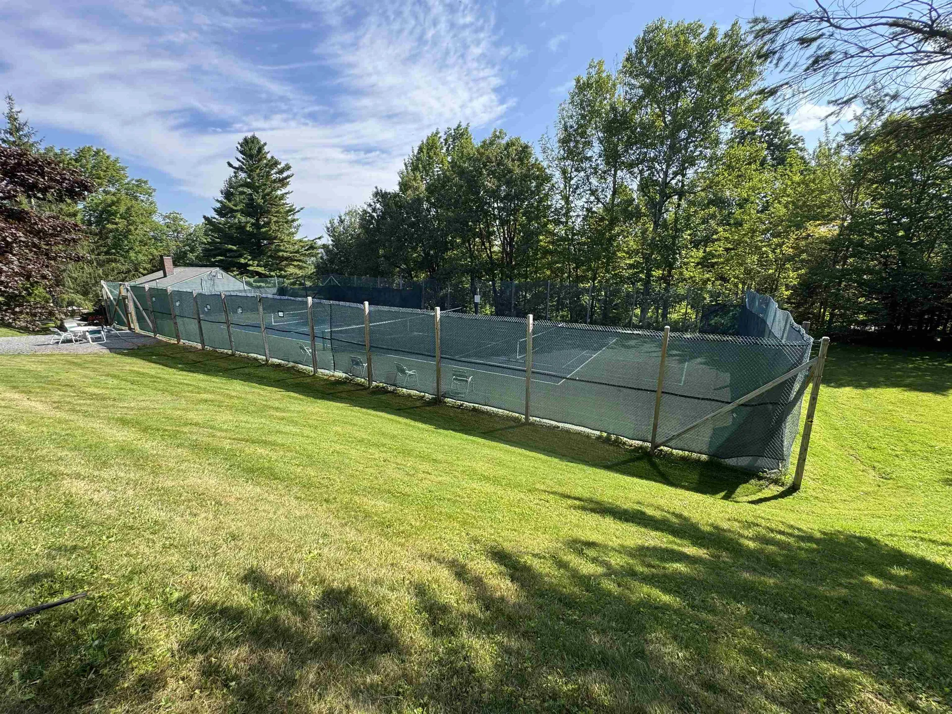 5F Polar Bear North Dover VT 05356