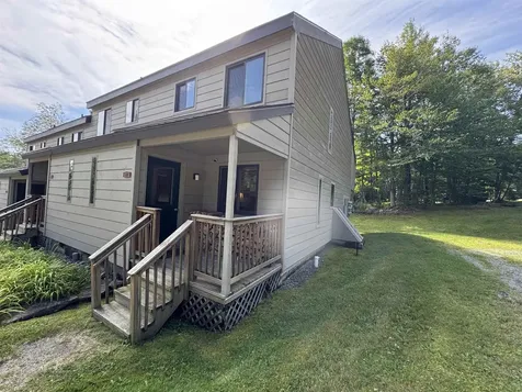 5F Polar Bear North Dover VT 05356