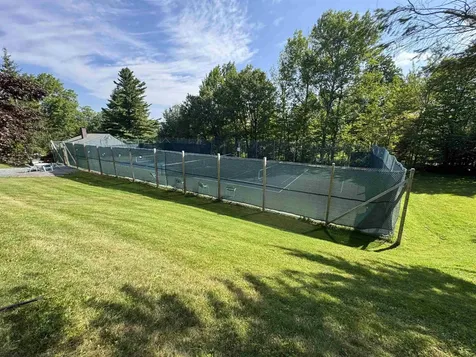 5F Polar Bear North Dover VT 05356